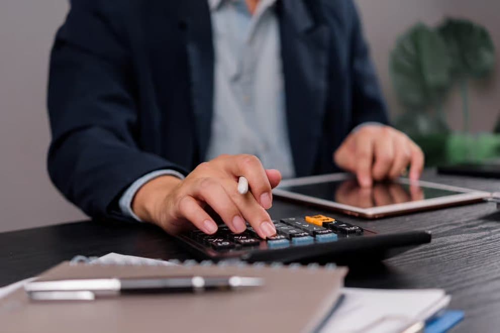 Global Payroll and HR Solutions for Businesses: Technology, Compliance & Support in One Place